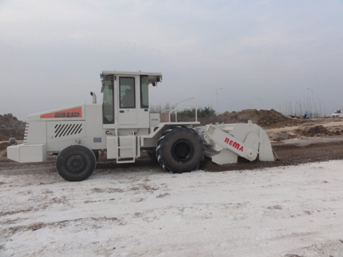 WB25D，長(zhǎng)豐下塘工業(yè)園灰土拌和