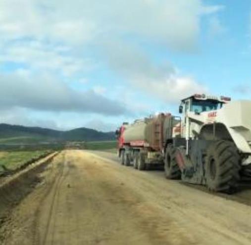 RZ560，蒙古瀝青路面冷再生